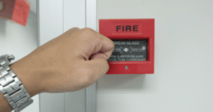 Cómo realizar un simulacro de incendio efectivo