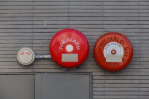 N.° 322 – Preferencia de los contratistas: campanas de alarma, gongs de motor de agua y alarmas contra incendios